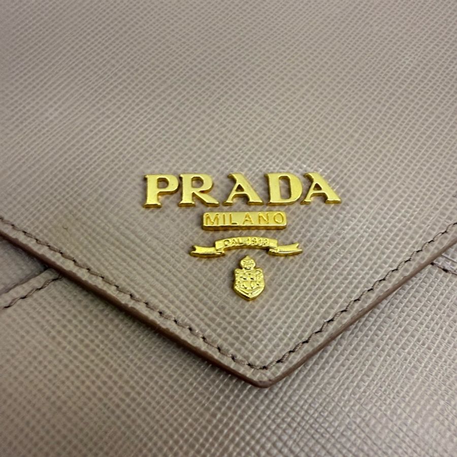 Prada Clutch-2