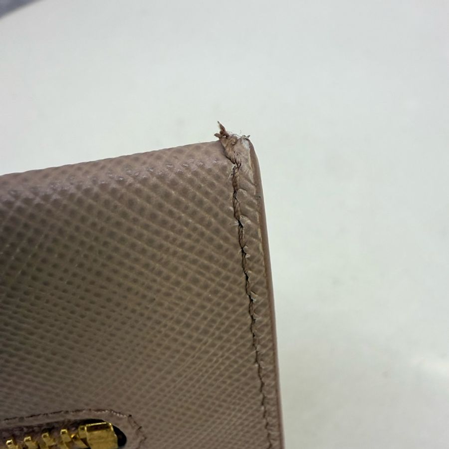 Prada Clutch-7