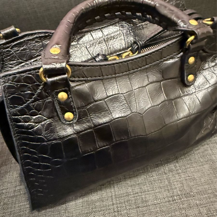 Balenciaga 經典鱷魚壓紋小牛皮 Mini 系列-7