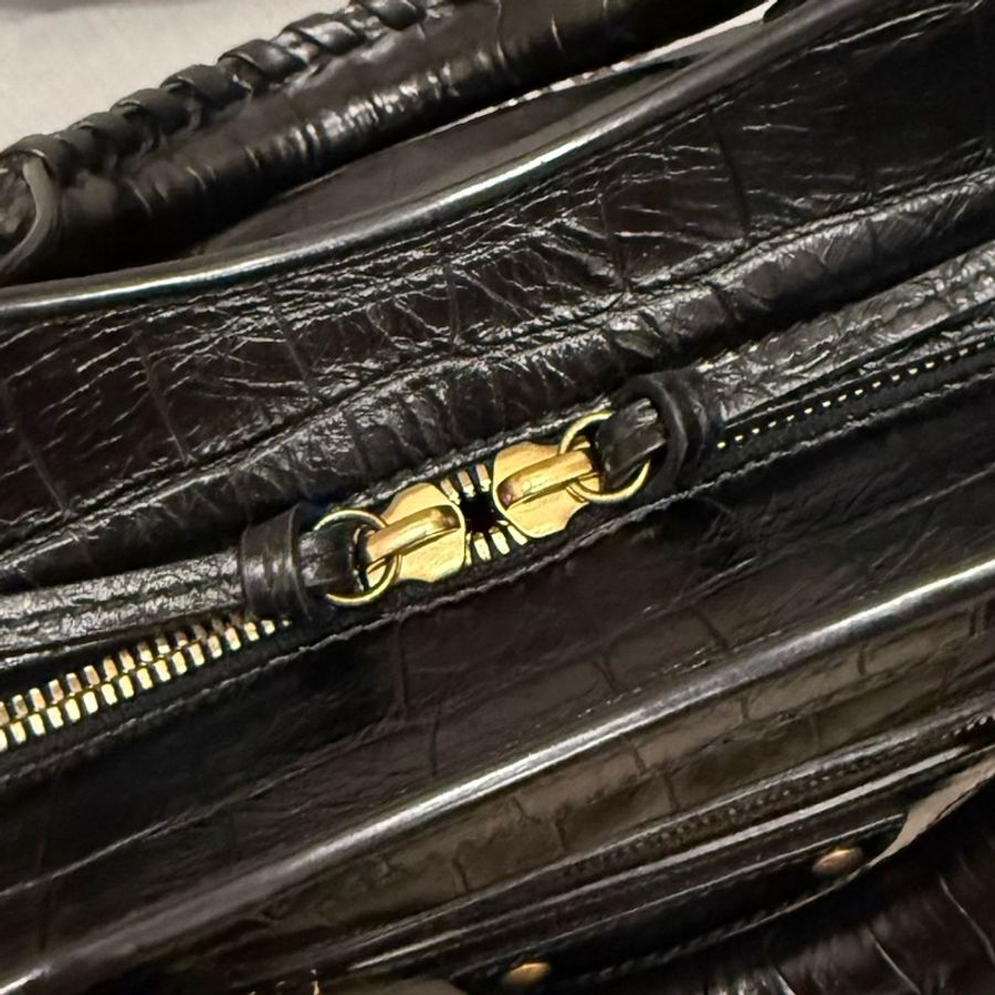 Balenciaga 經典鱷魚壓紋小牛皮 Mini 系列-10