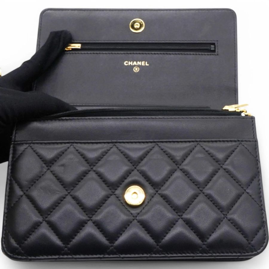 Chanel 雙C經典不敗款黑金小羊皮woc-3