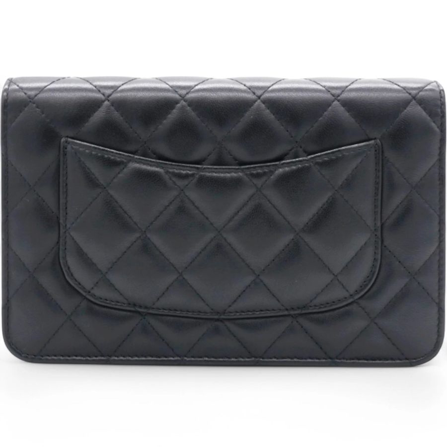 Chanel 雙C經典不敗款黑金小羊皮woc-10