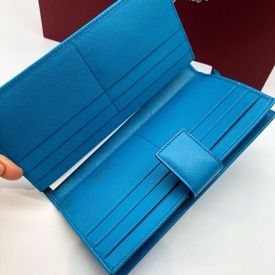 Ferragamo leather blue wallet-1