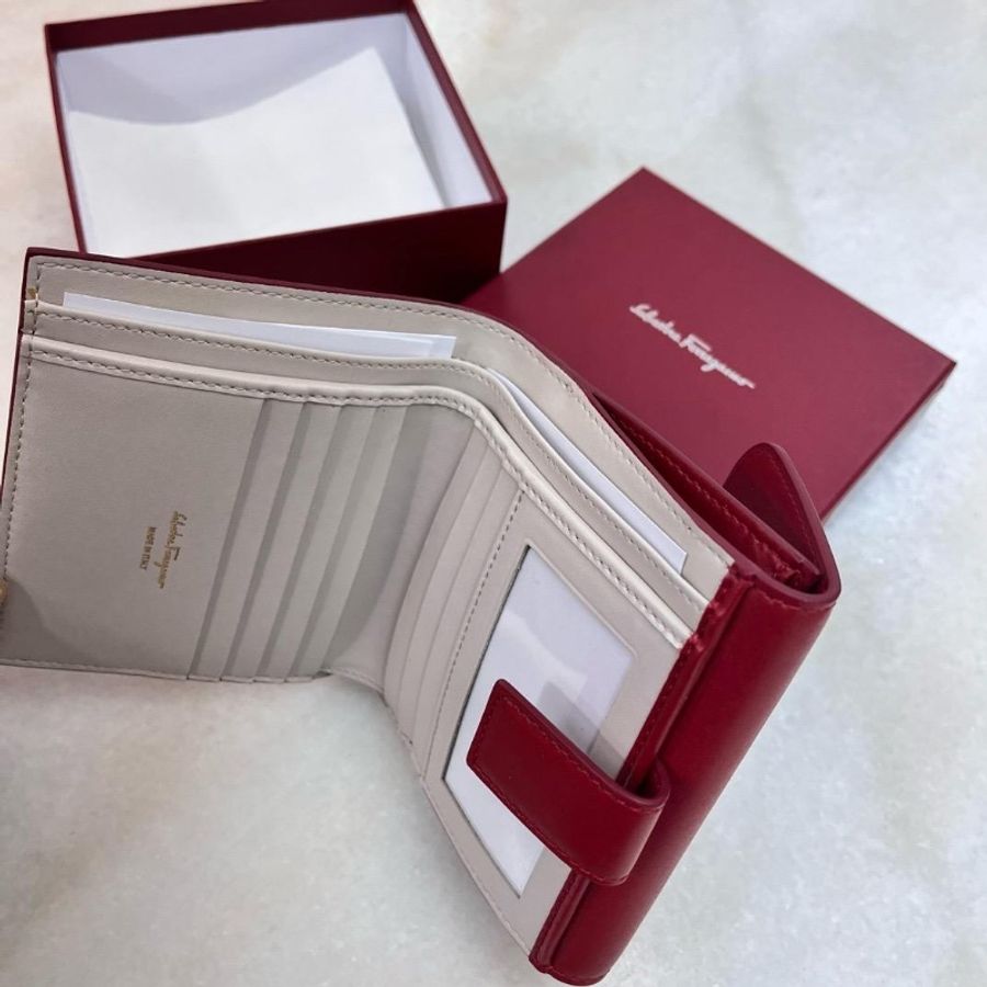 Ferragamo Rainbow red wallet-3
