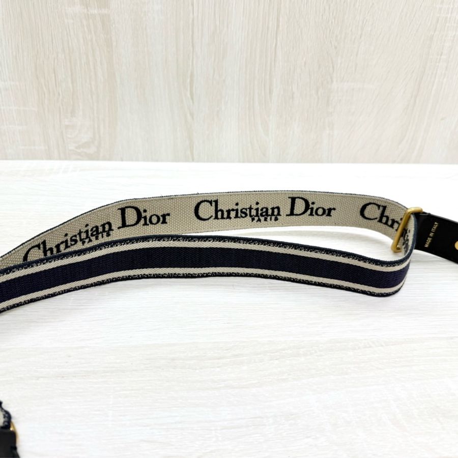DIOR藍色緹花布刺繡雙面LOGO背帶-5