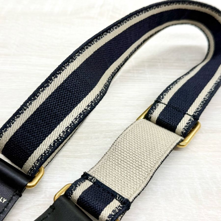 DIOR藍色緹花布刺繡雙面LOGO背帶-7