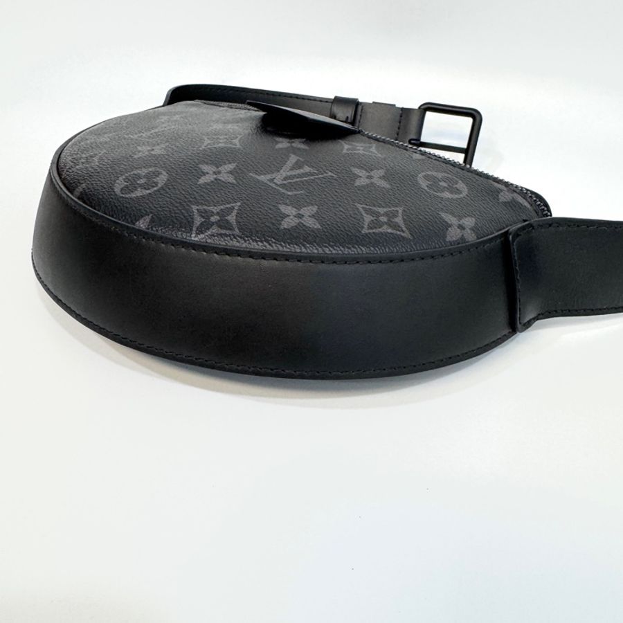 LV黑灰老花半月Moon斜背包M23835-5
