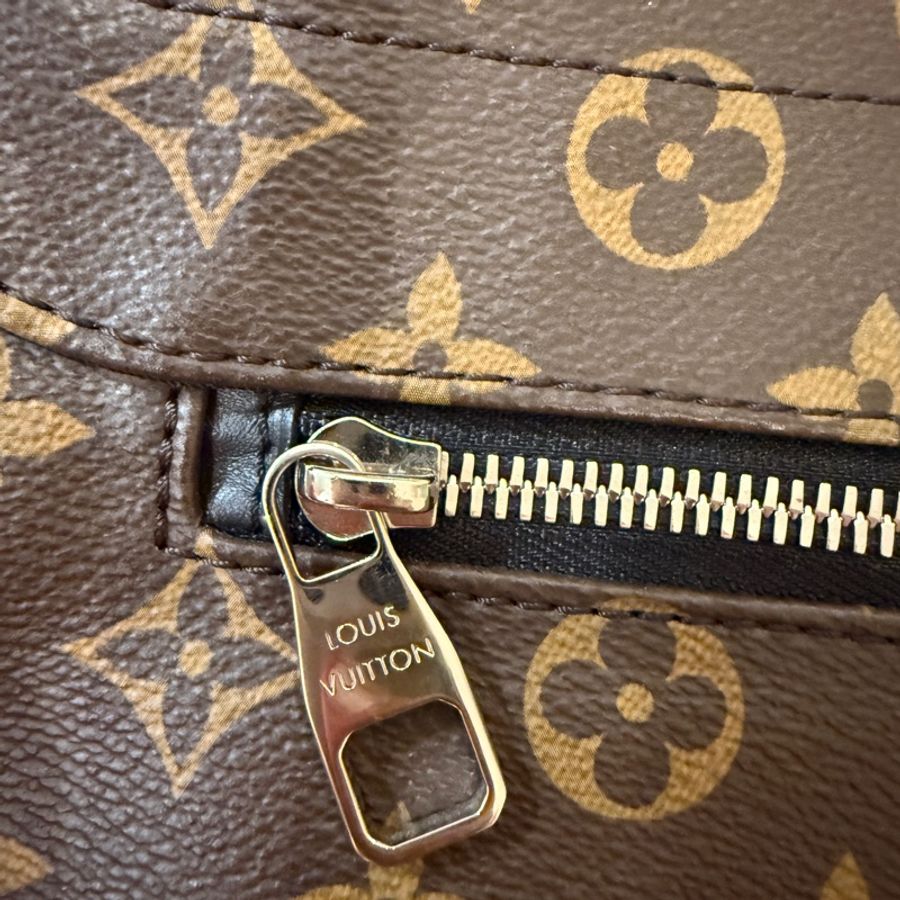 LOUIS VUITTON M41643 斜背包-31