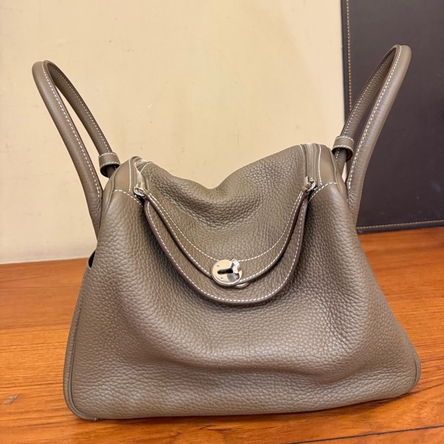 Hermes lindy30 大象灰  要買 這尺寸真的不大-0