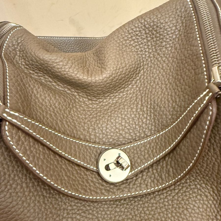 Hermes lindy30 大象灰  要買 這尺寸真的不大-1