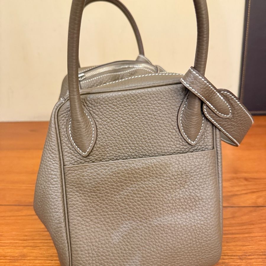 Hermes lindy30 大象灰  要買 這尺寸真的不大-2