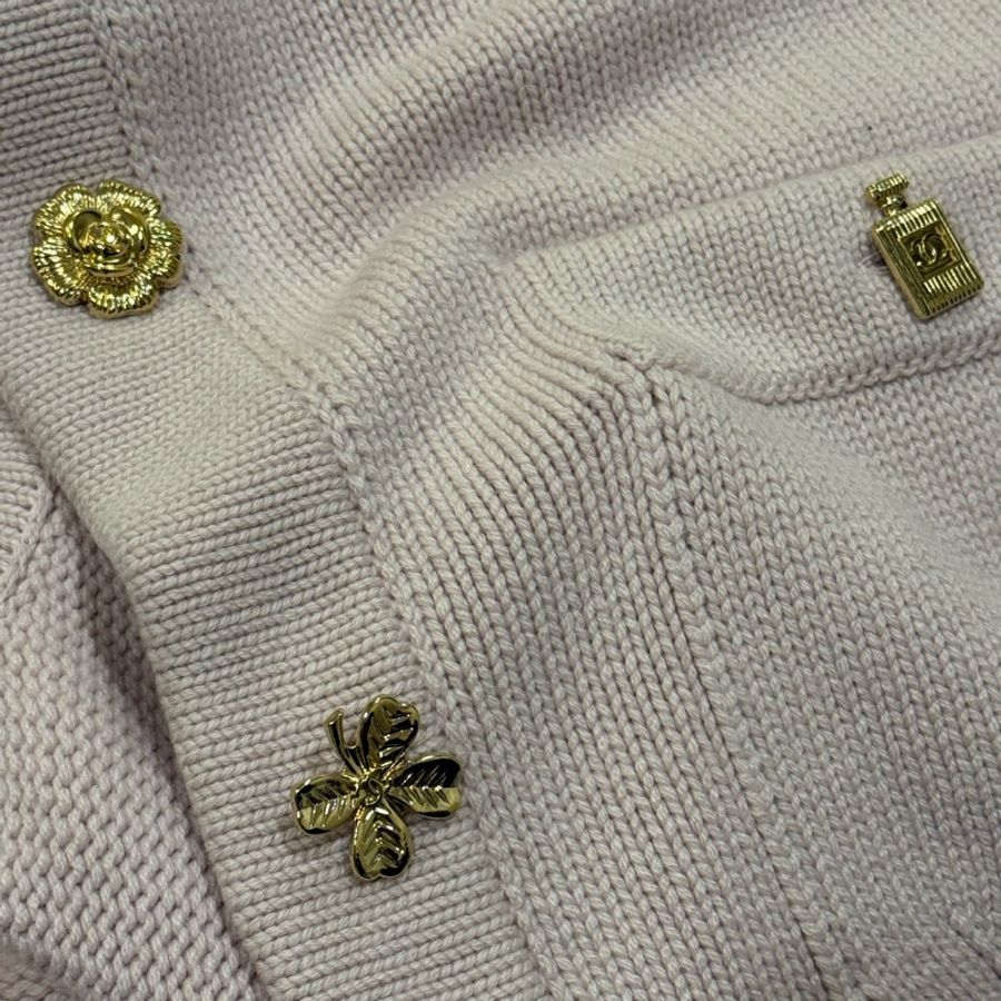 Chanel 粉色徽章紐扣羊絨毛衣開衫-7