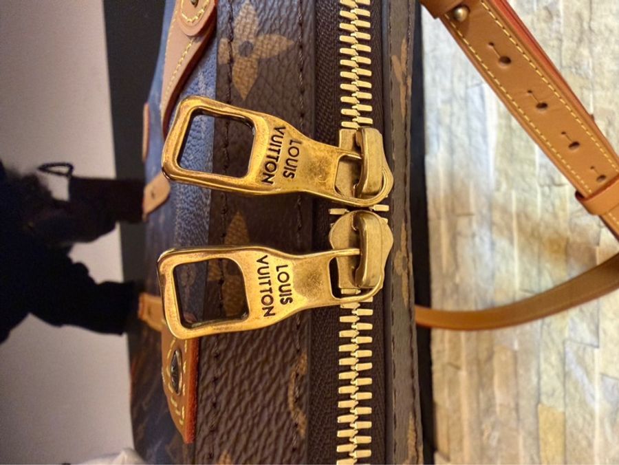 Lv M44754絕版限量老花soft trunk郵差包-31