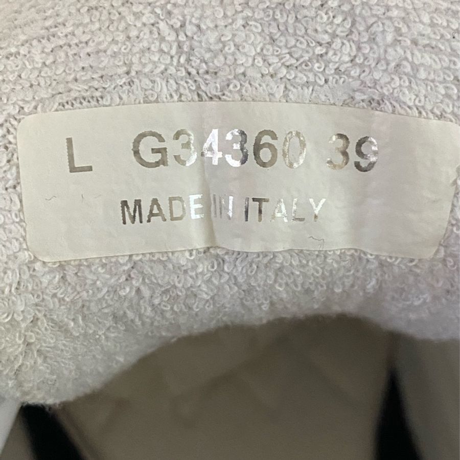 Chanel Trainers-8