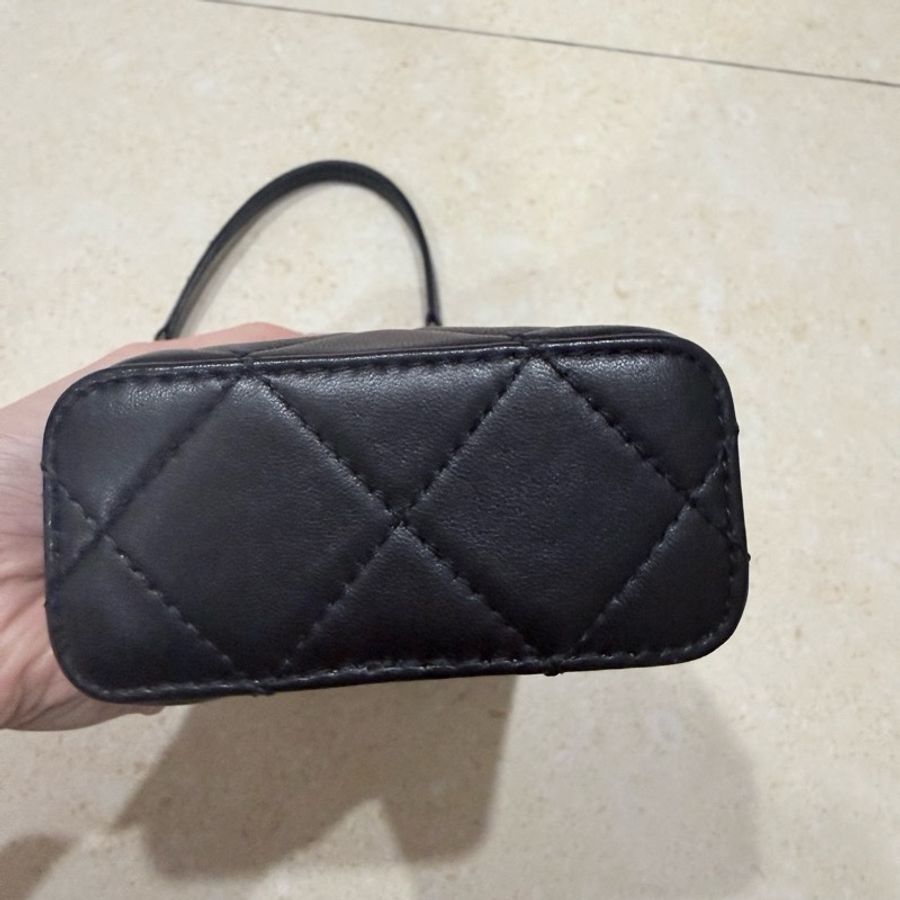 Chanel 香奈兒-經典口蓋鏈帶手機包 (Classic Flap Phone Holder)-10