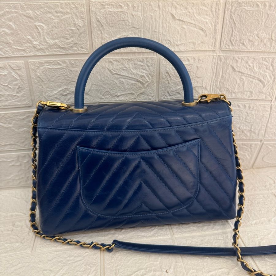 chanel藍色山形紋金雙C handle-3