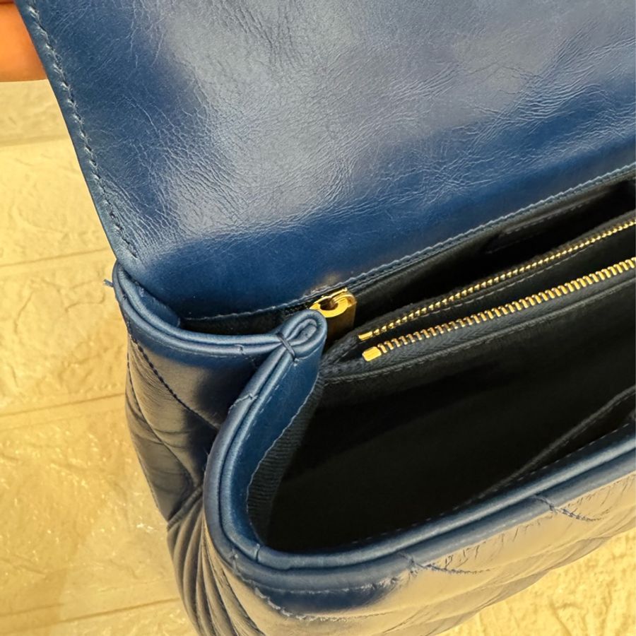 chanel藍色山形紋金雙C handle-20