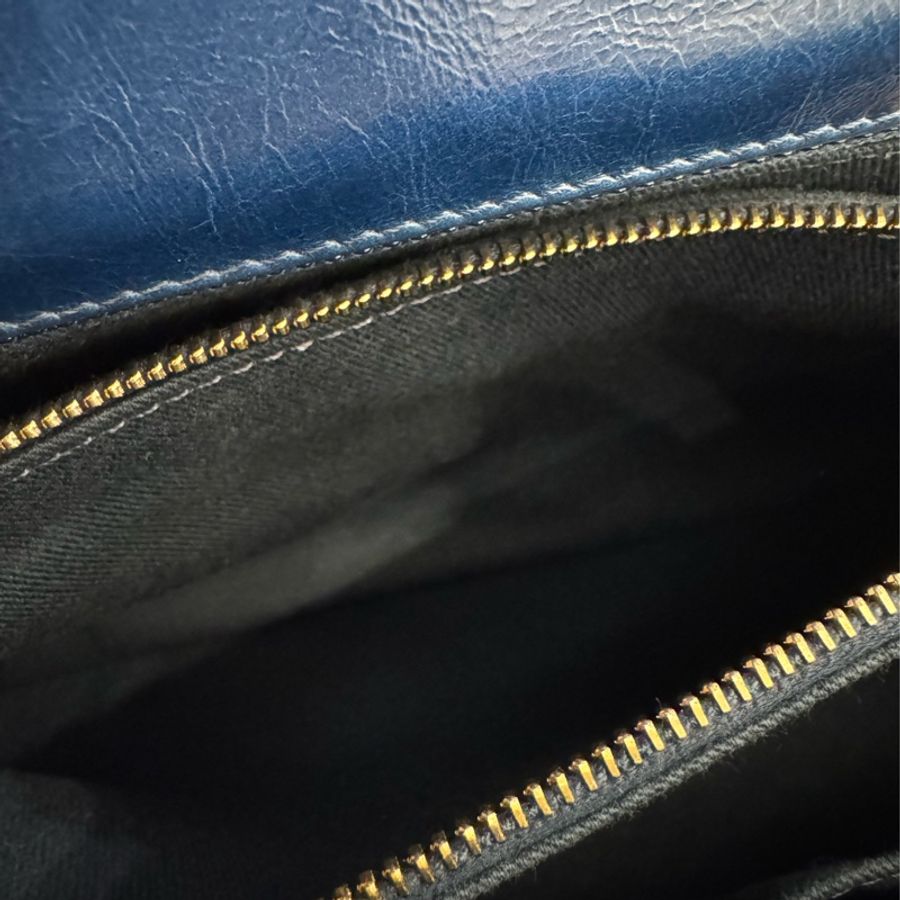 chanel藍色山形紋金雙C handle-31