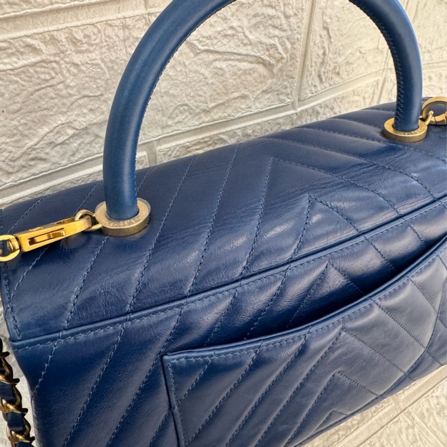 chanel藍色山形紋金雙C handle-50