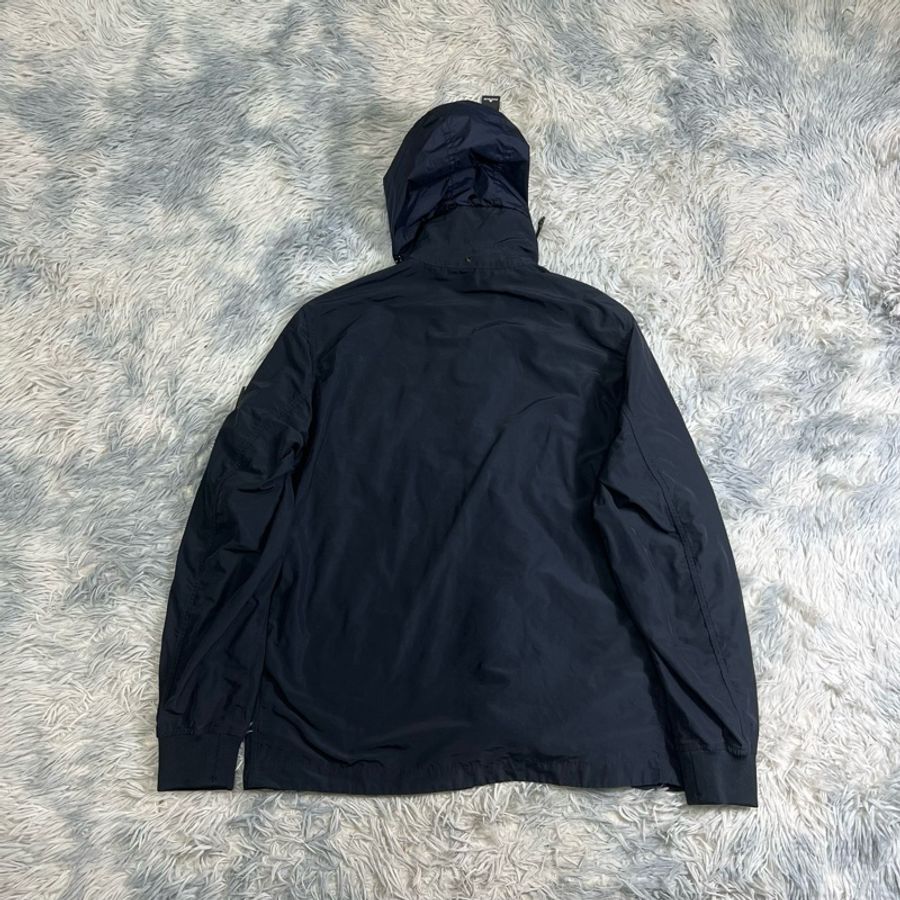 ✨Stone island 石頭島 尼龍外套-4