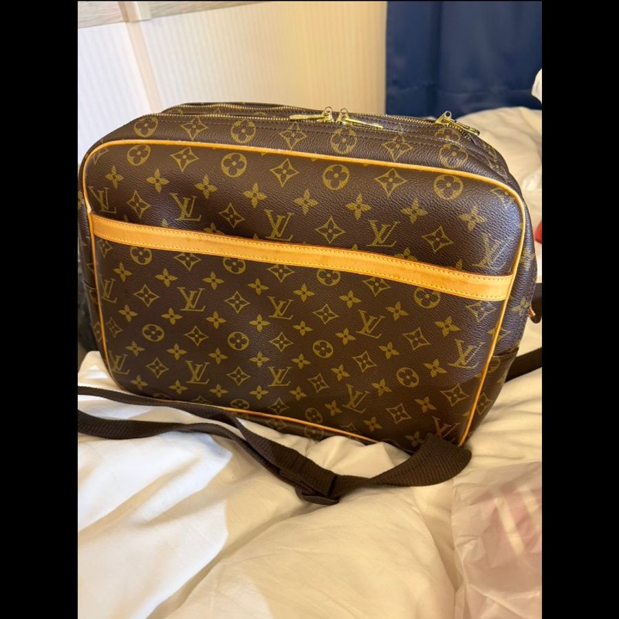 LOUIS VUITTON LV 路易威登 M45252傳統老花帆布 Reporter GM 肩背包(大記者包)-0