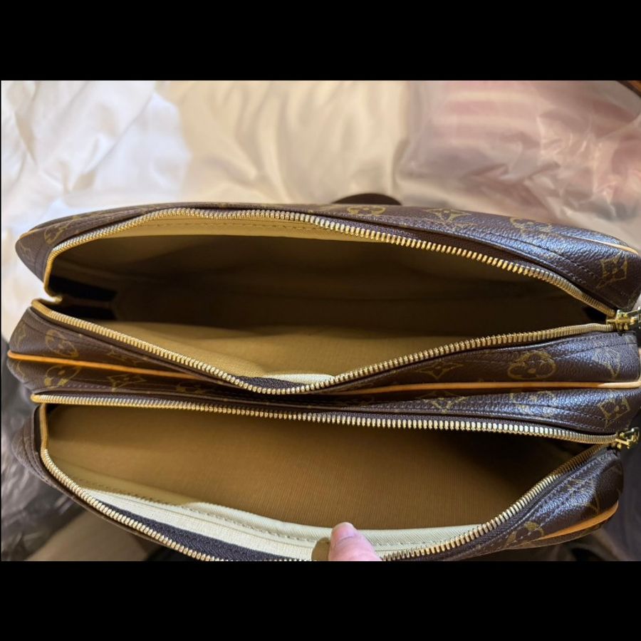LOUIS VUITTON LV 路易威登 M45252傳統老花帆布 Reporter GM 肩背包(大記者包)-12