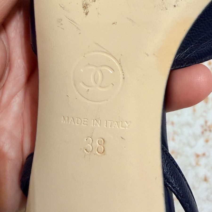 香奈兒經典款雙色跟鞋38~出清-7