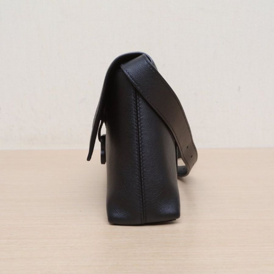 BALENCIAGA DOWNTOWN單肩斜挎包XS黑色牛皮黑扣肩背包-4