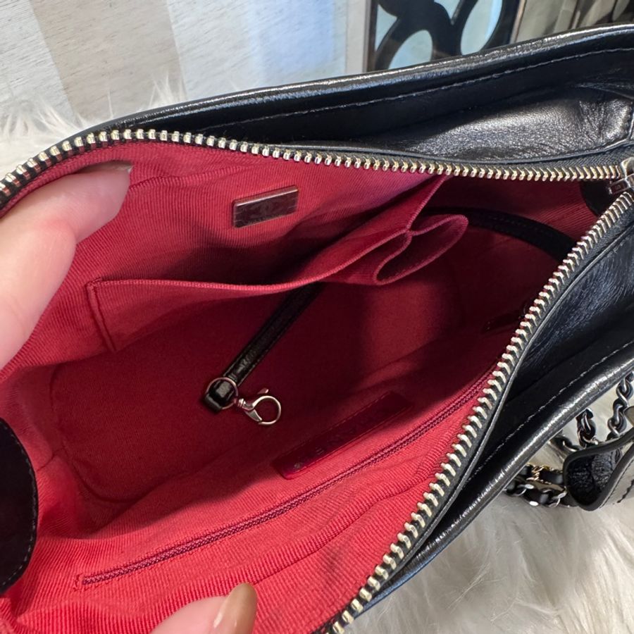 Chanel 黑金小號流浪包 晶片款 近全新-10