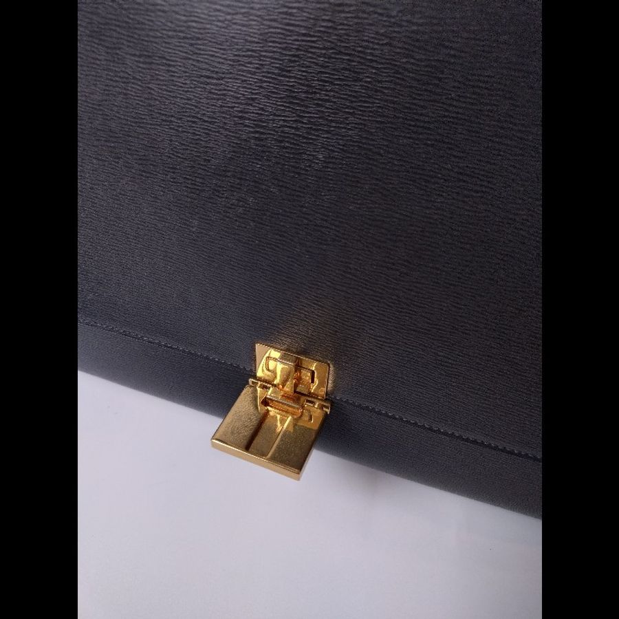 Celine 黑皮金釦兩用包 鞦韆包 28-21