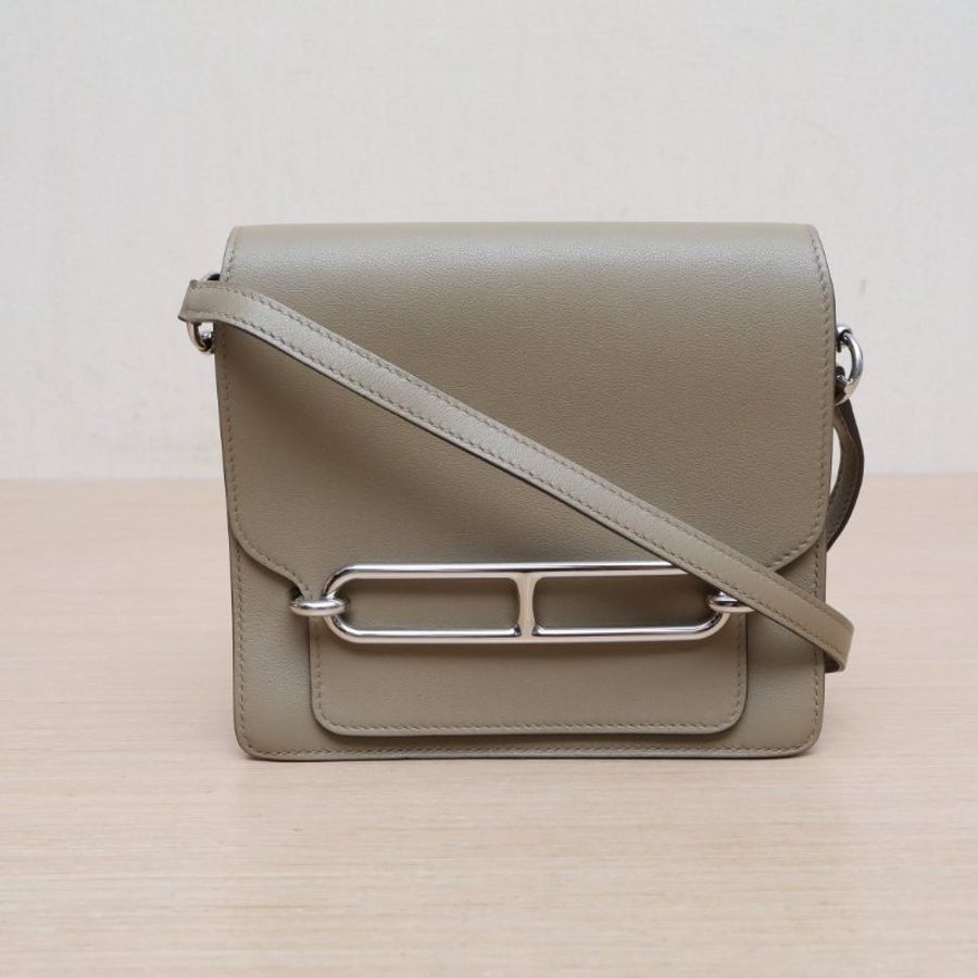HERMES Roulis豬鼻子198Q馬爾法米色Swift皮B刻銀扣肩背包-1