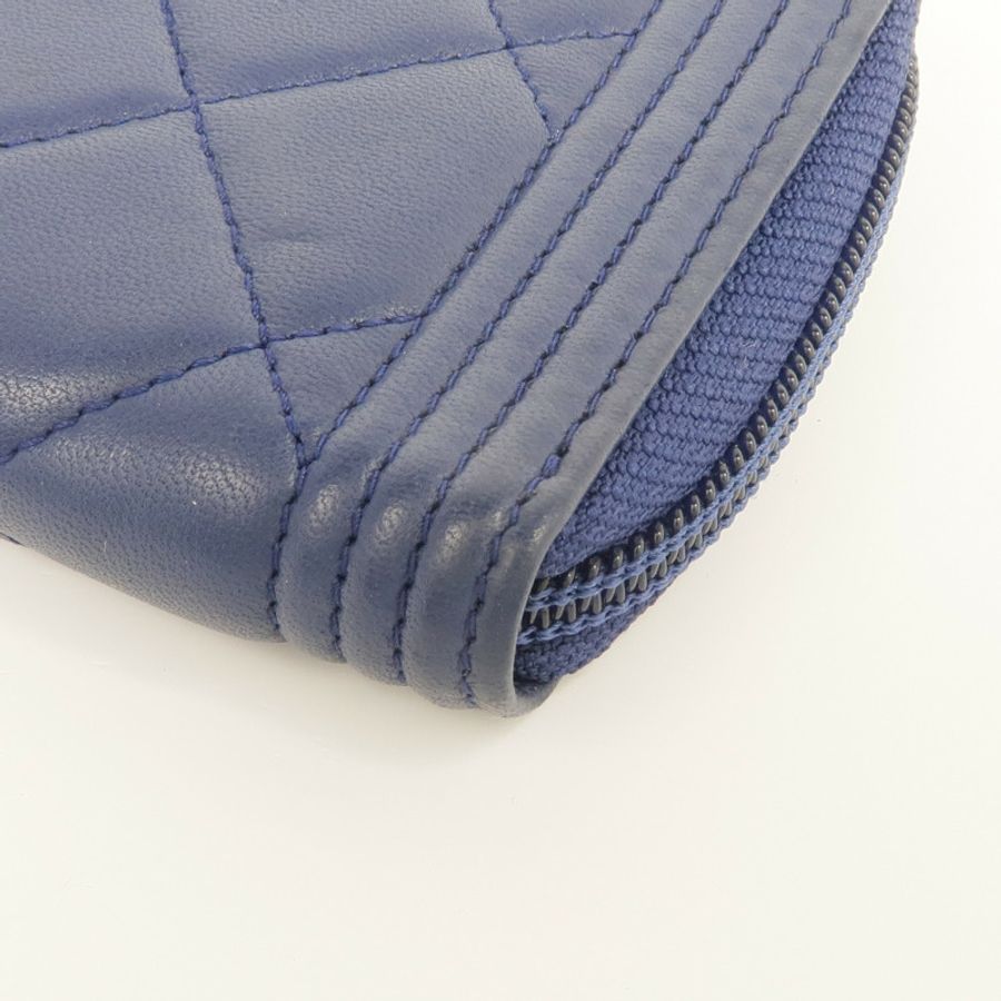 CHANEL 羊皮皮革Boy Zipped Wallet金扣錢包-6