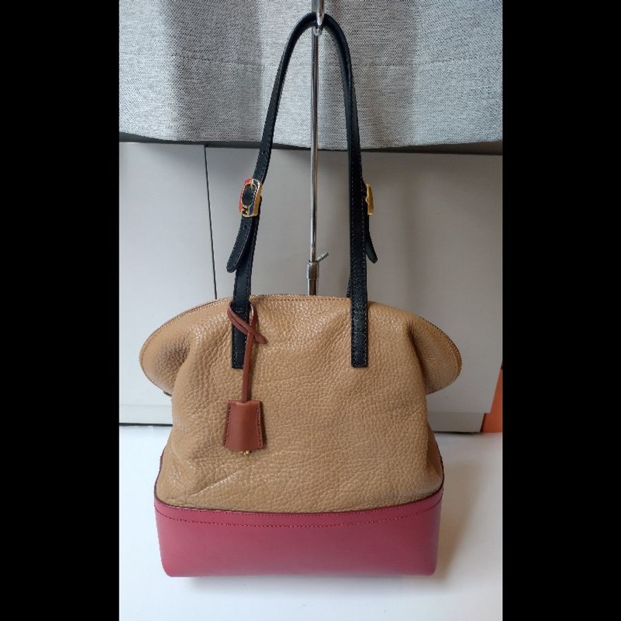 Fendi 駝+紅皮拚色皮革直式肩側包-0