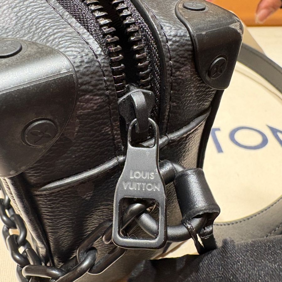 【稀有限量黑魂盒包】Louis Vuitton Soft Trunk Mini 黑色壓紋老花｜斜背/肩背兩用｜韓國購入附收據｜台中市北區現貨-12