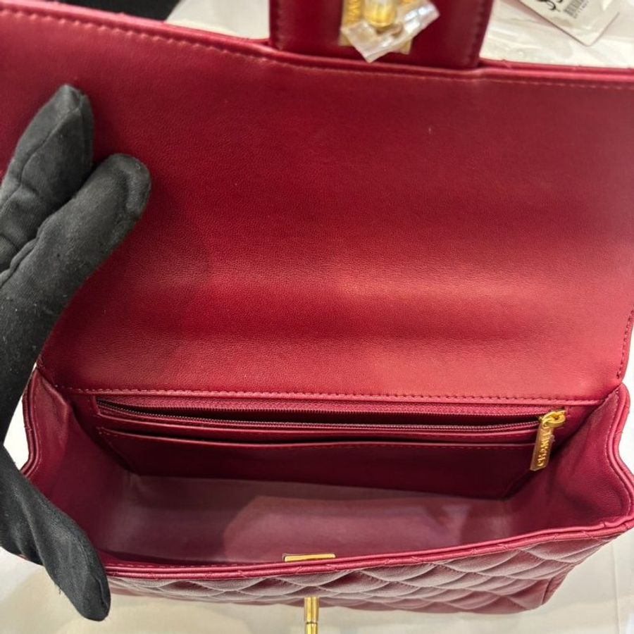 CHANEL棗紅色羊皮仿舊金鍊COCO Handle 23-9