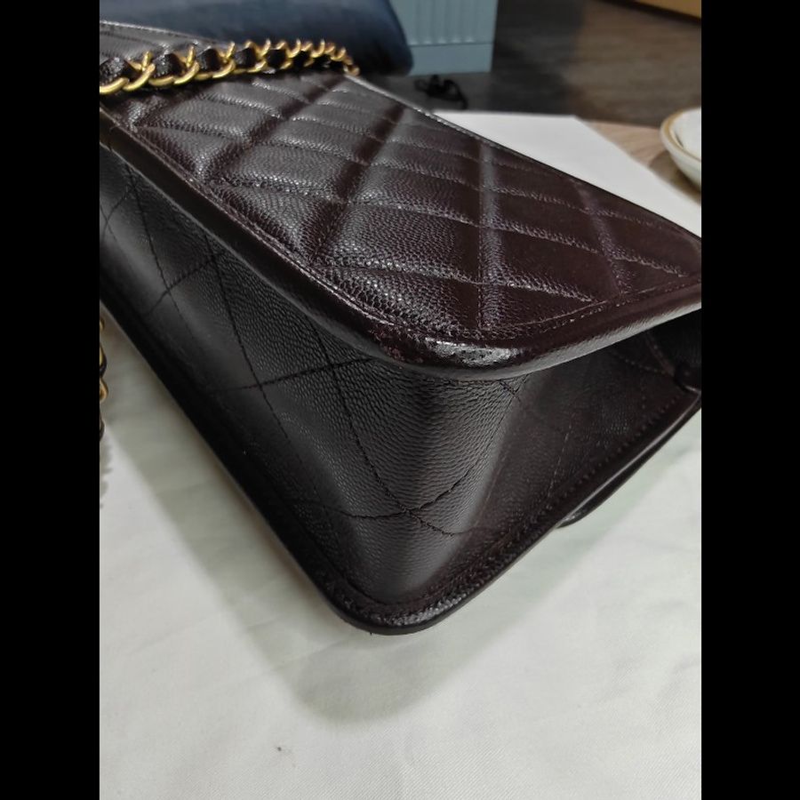 CHANEL 香奈兒 深棕色 牛皮 郵差包 金扣 軍牌 coco handle-18