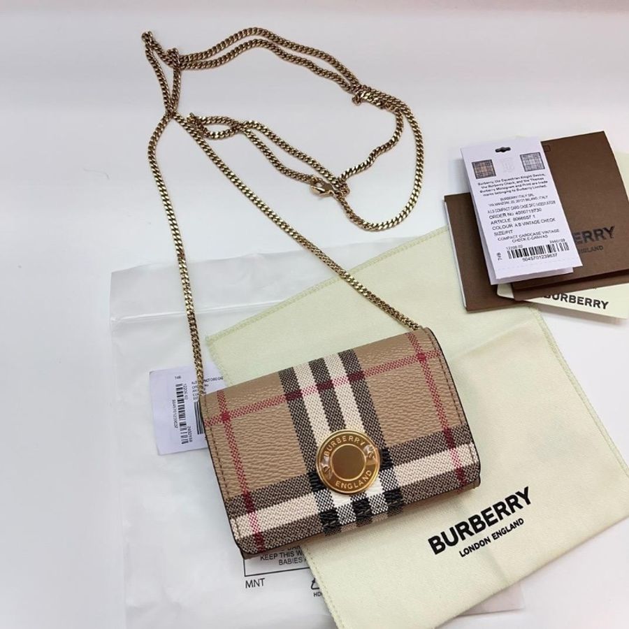 Burberry plaque wallet bag-0