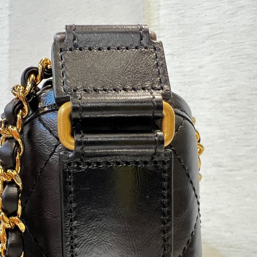 Chanel 黑牛皮菱格霧金釦四色鏈小號肩斜背包-11
