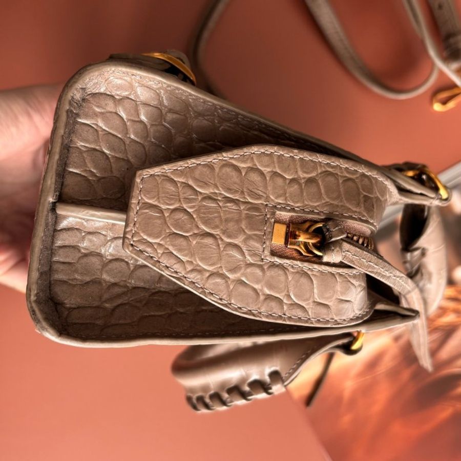 ::BALENCIAGA:: 巴黎世家 牛皮鱷魚壓紋 奶茶色迷你機車包 nano neo city 斜背/側背/手提-15