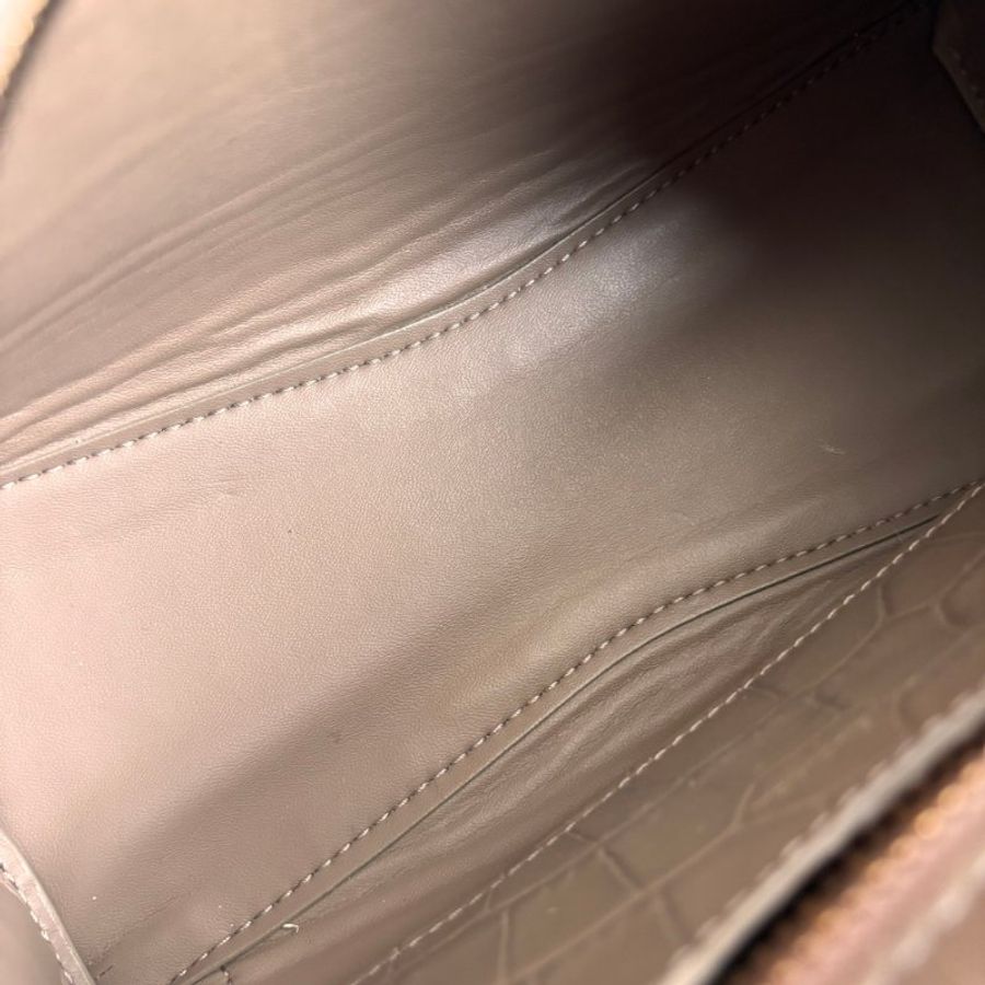 ::BALENCIAGA:: 巴黎世家 牛皮鱷魚壓紋 奶茶色迷你機車包 nano neo city 斜背/側背/手提-25