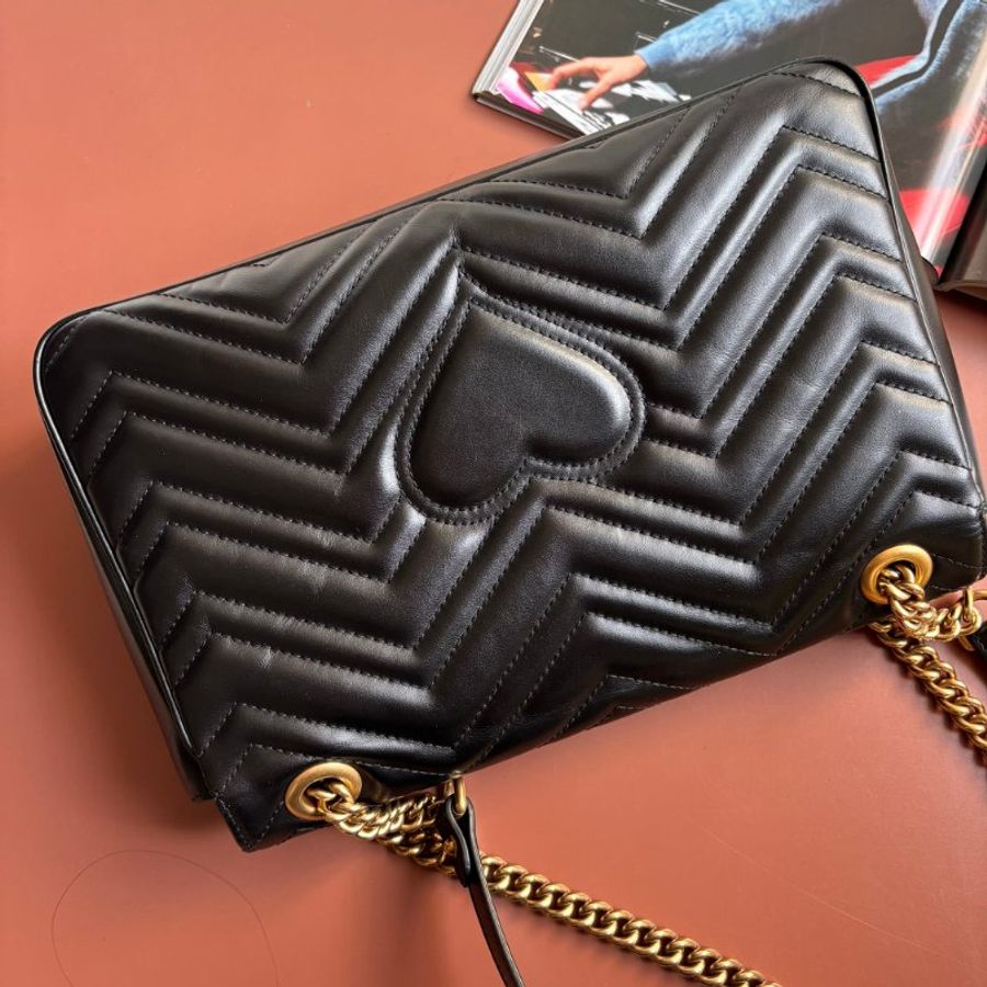 ::GUCCI:: 金屬GG Marmont 黑色皮革肩背包 斜背包 中號31公分-1
