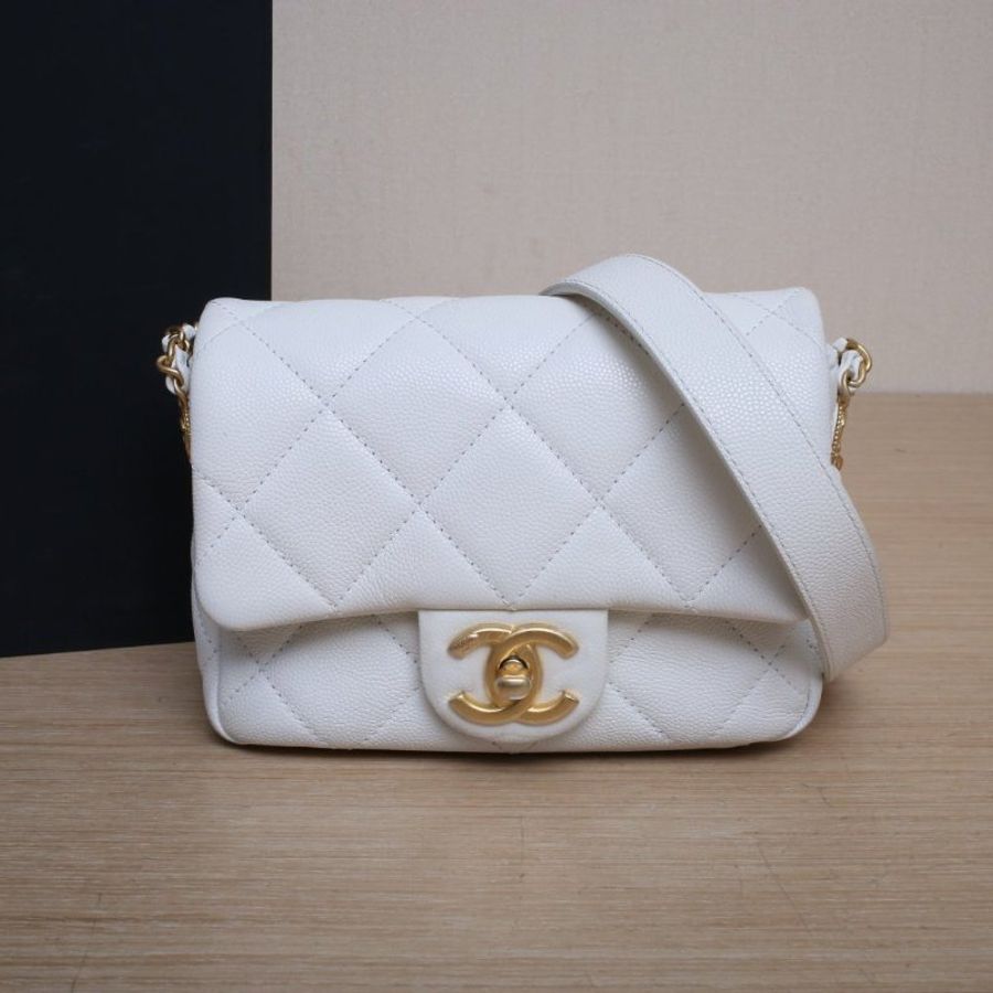 CHANEL CF口蓋包17白色荔枝牛皮晶片開金扣金幣雙皮穿鏈肩背包-0