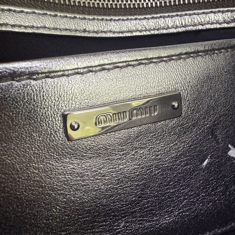 Miu Miu Matelass shoulder Bag-4