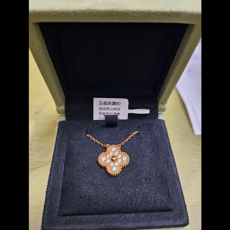 Vancleef&Arpels梵克雅寶四葉玫瑰金全鑽-10