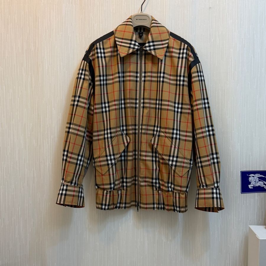 BURBERRY英國格紋風衣外套UK2-1