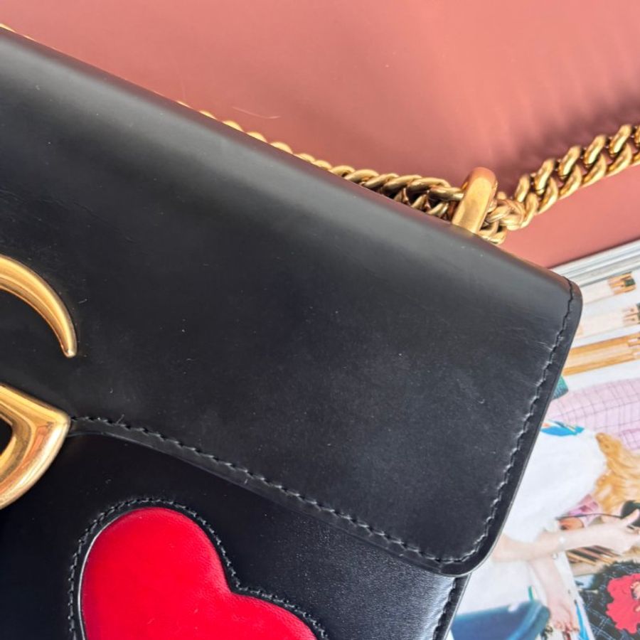 特殊限定款 ::GUCCI:: Marmont 愛心裝飾鏈袋包 斜背包 鏈包-6