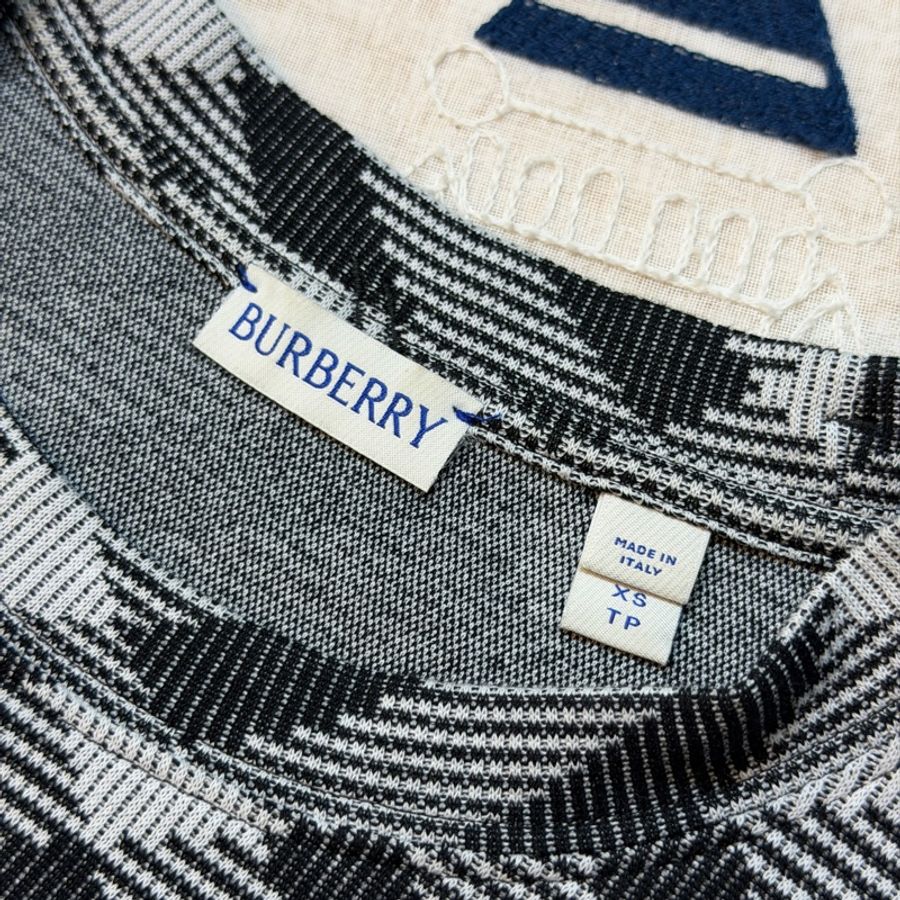BURBERRY英國男款格紋上衣XS-4