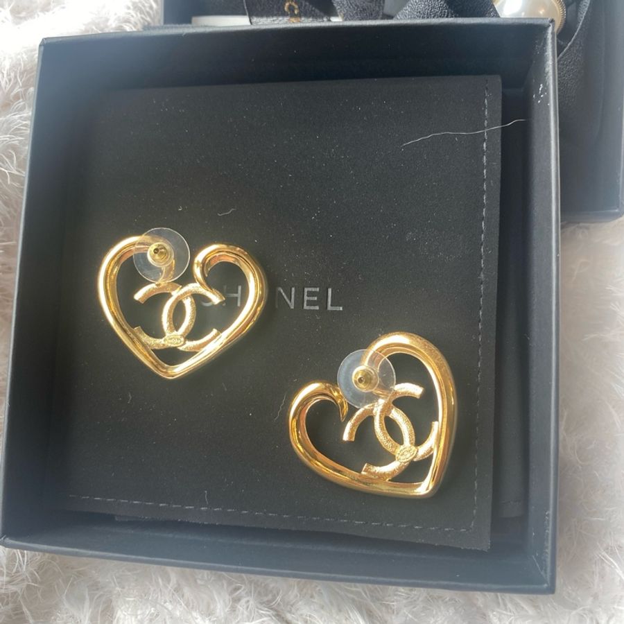914intheair精品代購『全新閒置』Chanel 愛心logo耳環(許路兒同款)-14