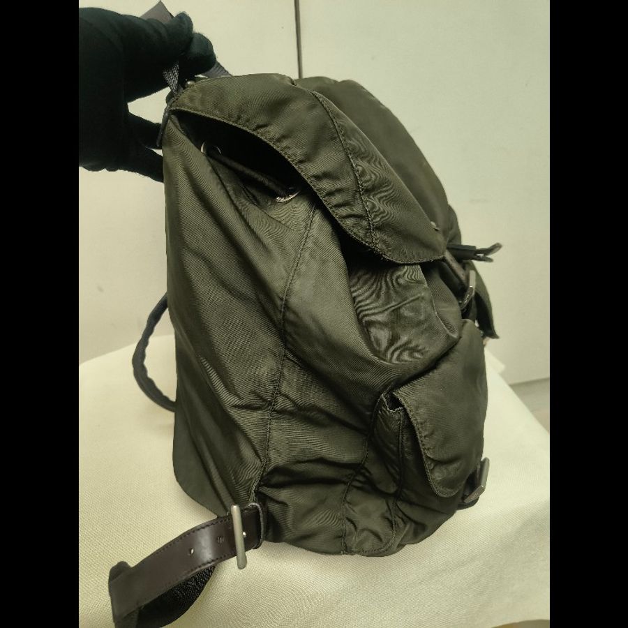 【8成新】㊣✨PRADA✨普拉達 綠色 帆布 皮革 口袋 中型 後背包 /二手包/二手精品🌳二手樹屋🌳-4