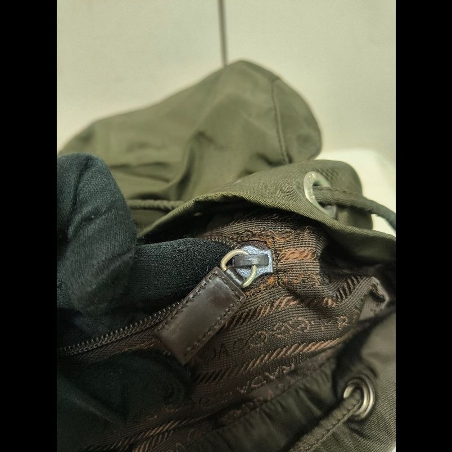 【8成新】㊣✨PRADA✨普拉達 綠色 帆布 皮革 口袋 中型 後背包 /二手包/二手精品🌳二手樹屋🌳-49